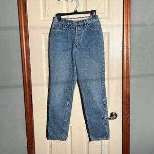 VTG-Coca-Cola--light wash, straight leg jeans.Made in USA tag say 12 but 4 or 6